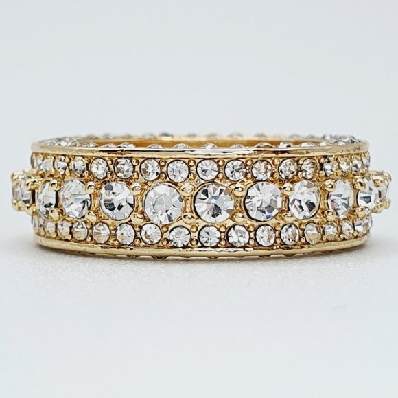 💥Eternity Band 18K Gold Plated Cubic Zircon Engagement Rings forWomen,UN… - Picture 7 of 15